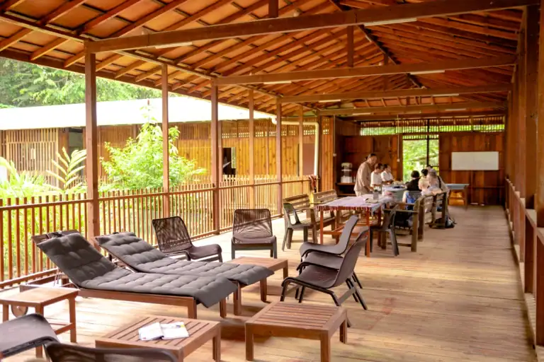 Batang Ai Nanga Sumpa dining area