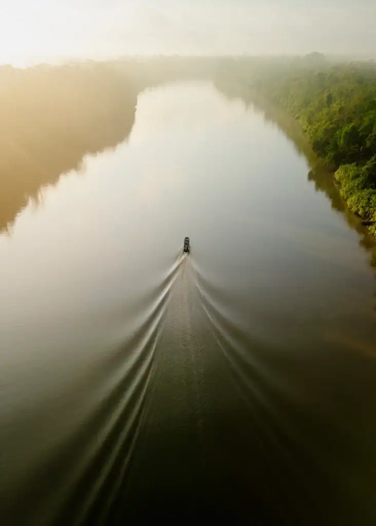 Kinabatangan dawn boat